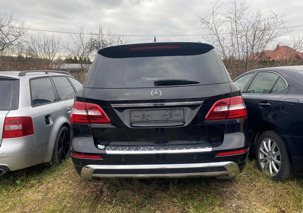 Mercedes-Benz ML cena 58000 przebieg: 112000, rok produkcji 2013 z Trzciel małe 37